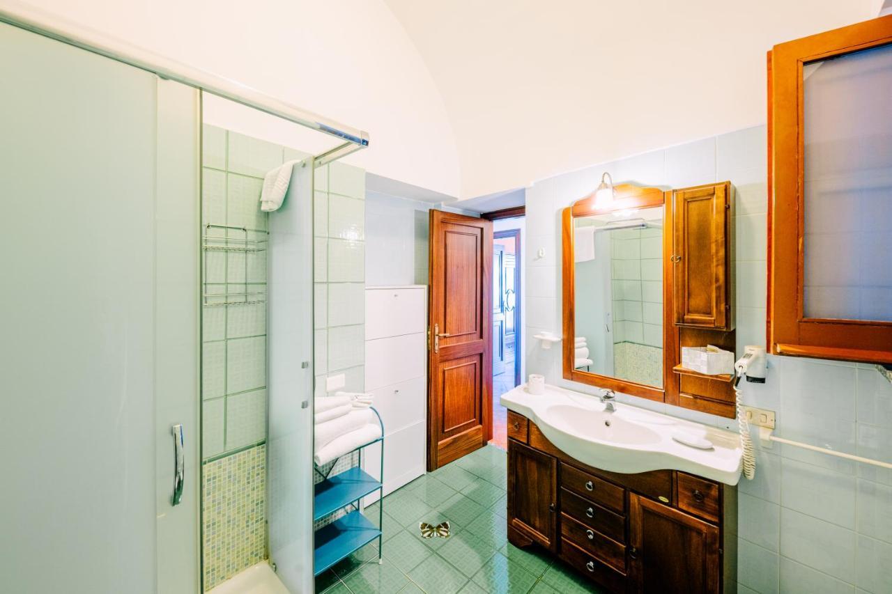 Appartamento Ilaria In Villa Laura Скала Екстериор снимка